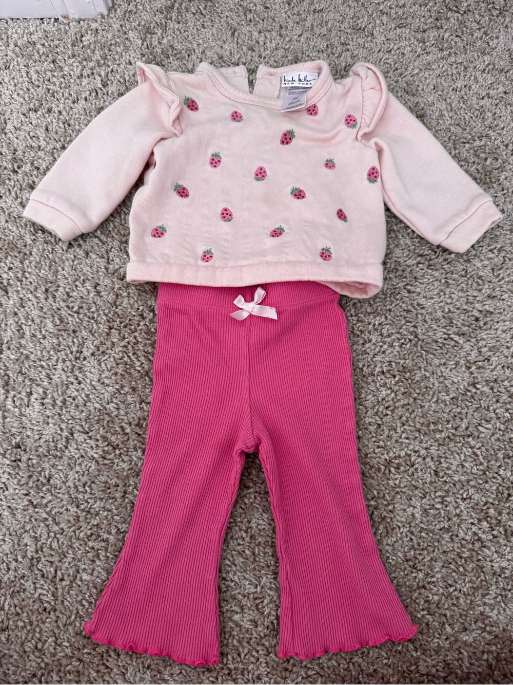 Nicole Miller Baby Pink Strawberry Sweatshirt & Hot Pink Ribbed Pants Set 3-6 mo